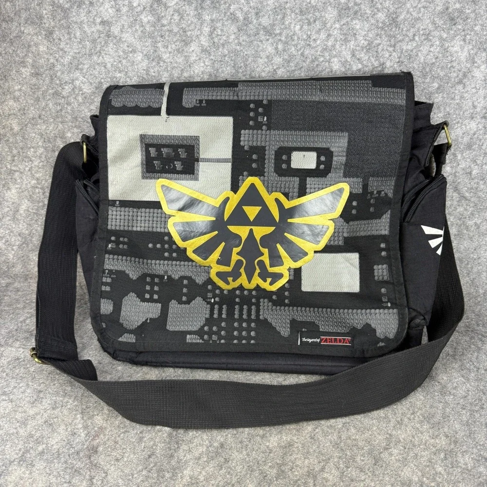 Legend of Zelda Messenger Bag Adjustable Strap Shield‎ Laptop Pockets